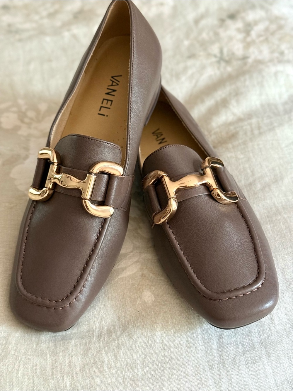 VANELi Women’s Brown Leather Loafers
